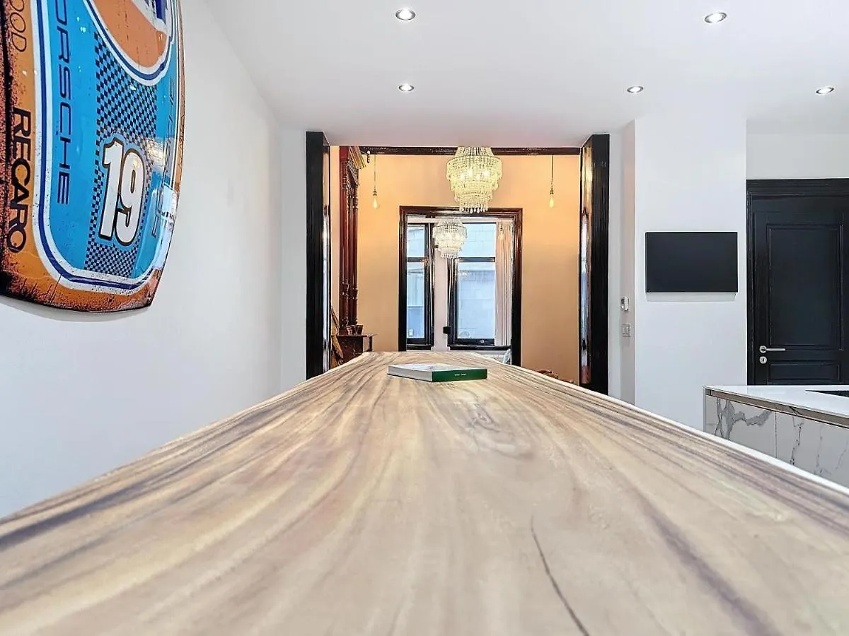James At20 - Luxury Downtown Antwerp Villa Apartamento
