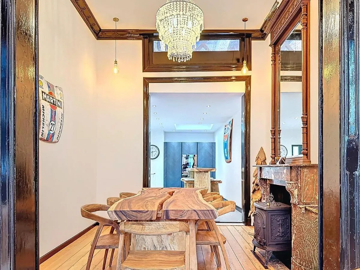 Apartamento James At20 - Luxury Downtown Antwerp Villa