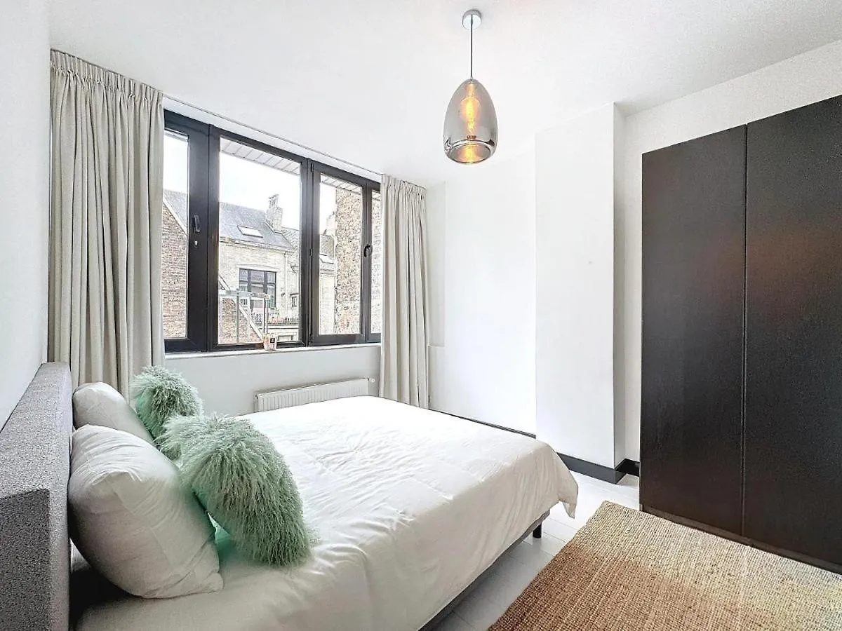 James At20 - Luxury Downtown Antwerp Villa